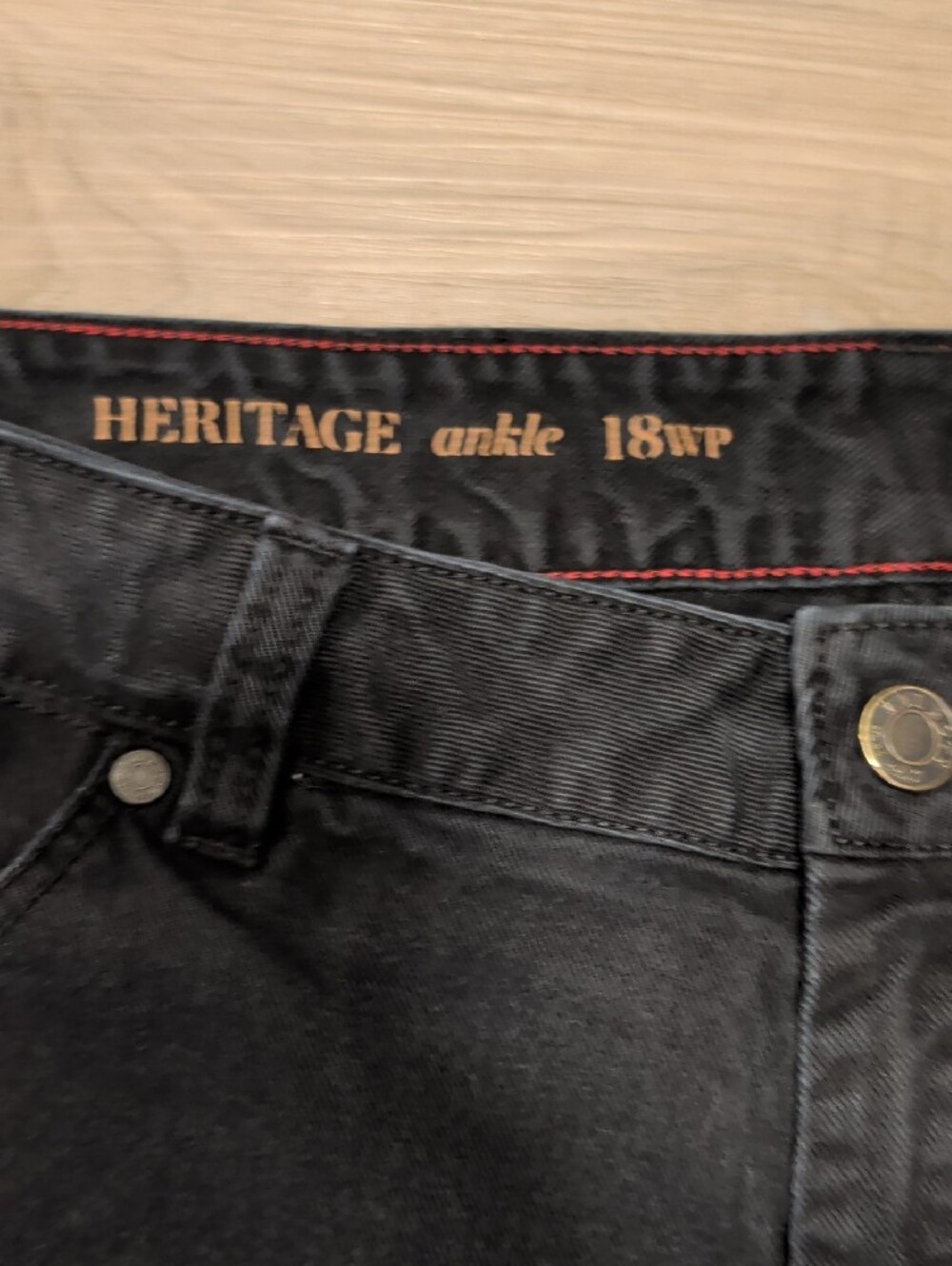 HERITAGE- 18WP Black Ankle Jeans - Picture 3 of 8